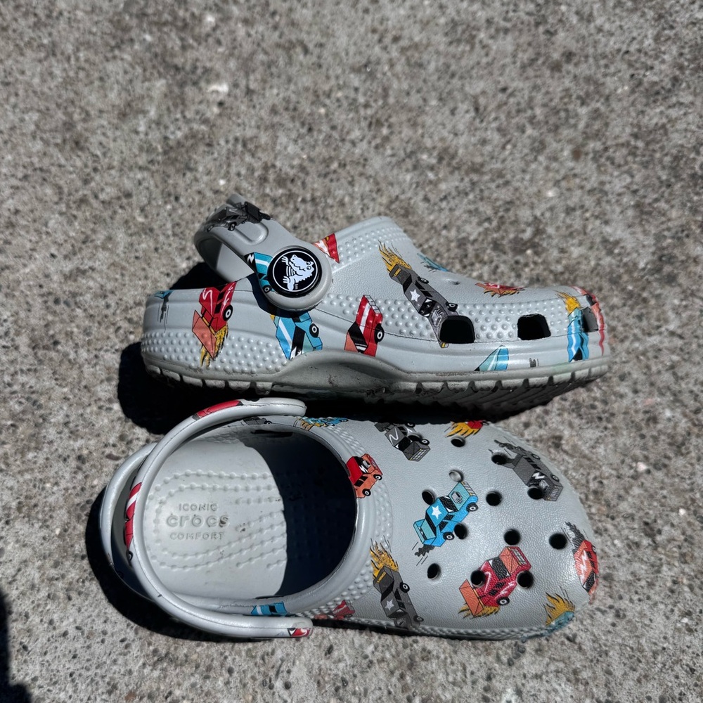 Hot Wheels CROCS - Toddler